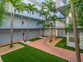 455 S Pine Island Rd 303C, Plantation FL 33324