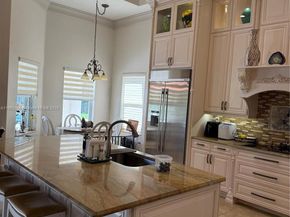 8100 SW 179th St, Palmetto Bay FL 33157
