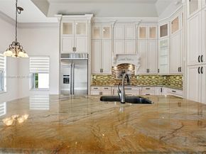 8100 SW 179th St, Palmetto Bay FL 33157