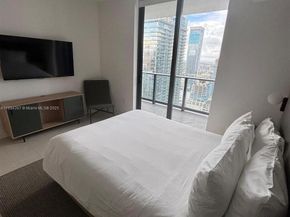 601 NE 1 Ave 3802, Miami FL 33132