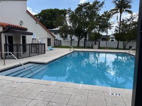 6045 NW 186th St 103, Hialeah FL 33015