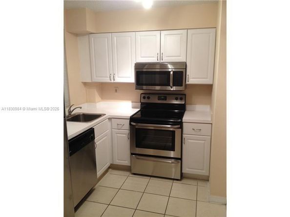 6045 NW 186th St 103, Hialeah FL 33015