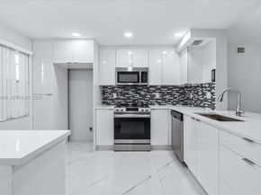 2303 Lucaya Ln E2, Coconut Creek FL 33066