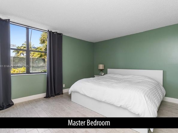 825 Egret Cir 110, Delray Beach FL 33444