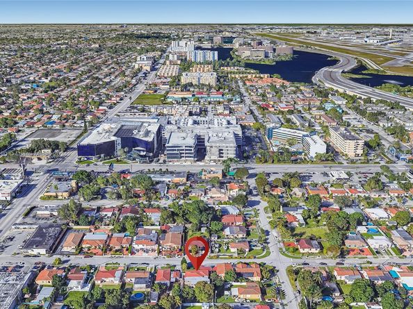 821 NW 40th Ave, Miami FL 33126