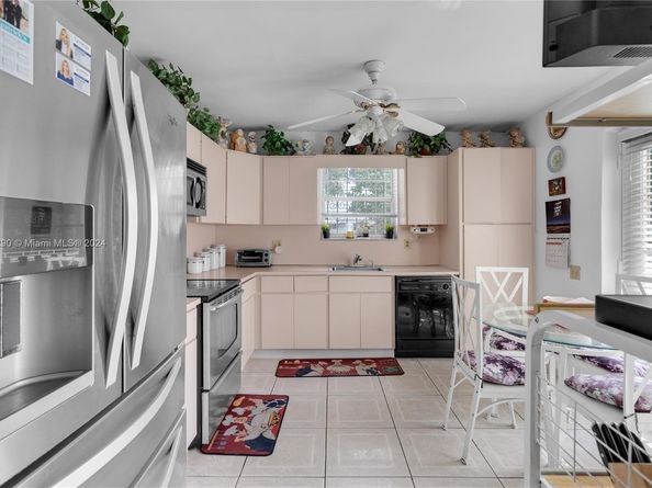 821 NW 40th Ave, Miami FL 33126