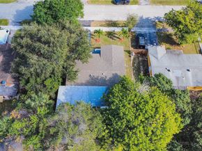 931 NW 38th Ave, Lauderhill FL 33311