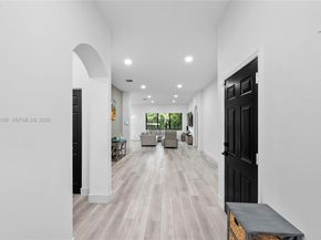 918 NE 36th Ave, Homestead FL 33033