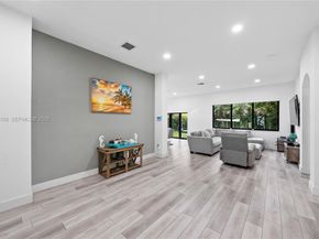 918 NE 36th Ave, Homestead FL 33033