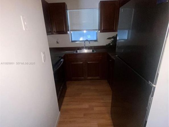 13500 NE 3rd Ct 205, North Miami FL 33161