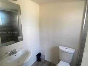 13500 NE 3rd Ct 205, North Miami FL 33161