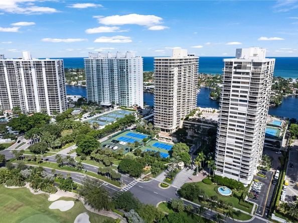 20191 E Country Club Dr 1603, Aventura FL 33180