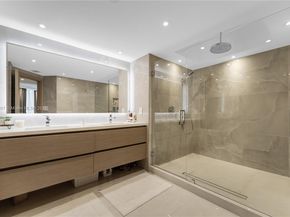20191 E Country Club Dr 1603, Aventura FL 33180