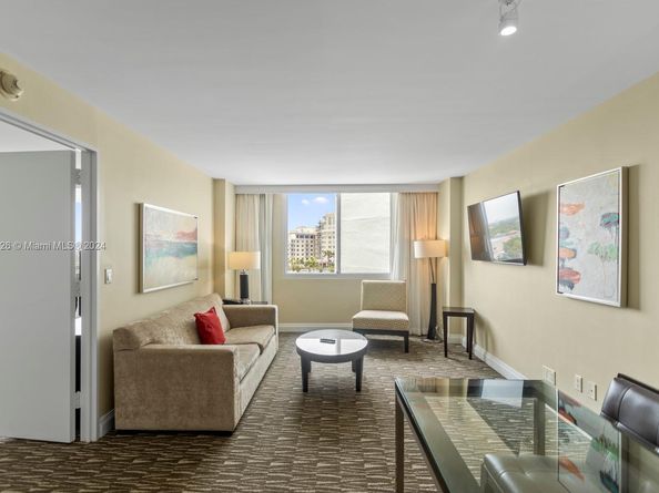 Undisclosed Address #A11616426, Fort Lauderdale FL 33304