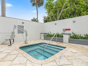 Undisclosed Address #A11616426, Fort Lauderdale FL 33304