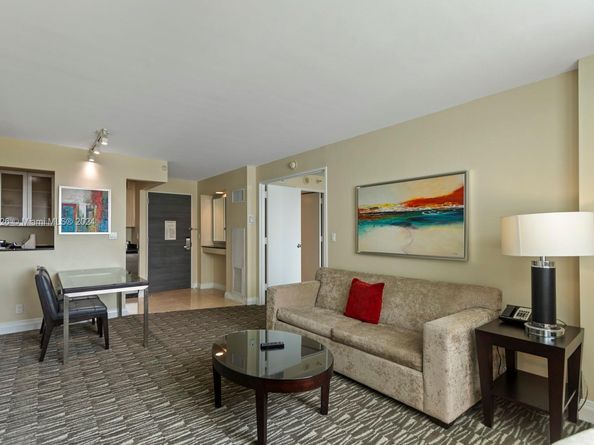 Undisclosed Address #A11616426, Fort Lauderdale FL 33304