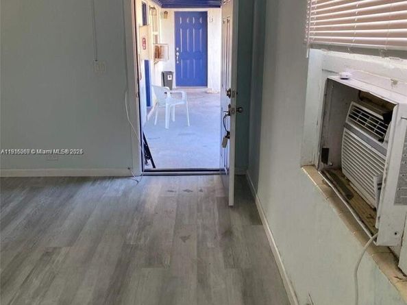 817 Grant St, West Palm Beach FL 33407