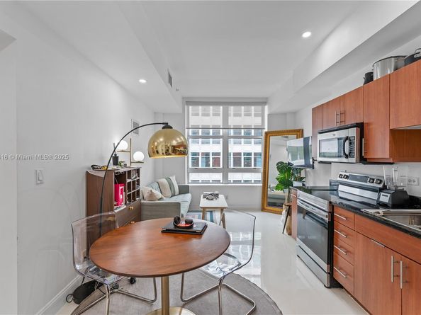 111 E Flagler St 603, Miami FL 33131