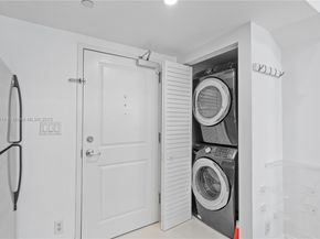 111 E Flagler St 603, Miami FL 33131