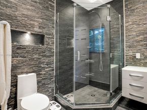 259 E Shore Dr, Miami FL 33133