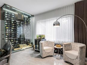 259 E Shore Dr, Miami FL 33133