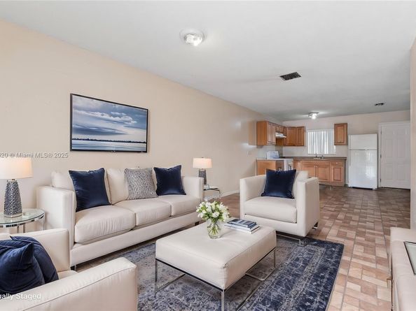 430 SW 10th Ave, Homestead FL 33030