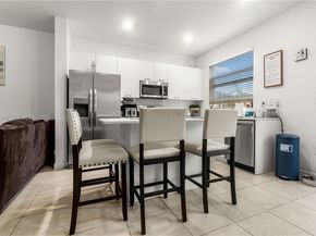 12121 NW 23rd Ct, Miami FL 33167