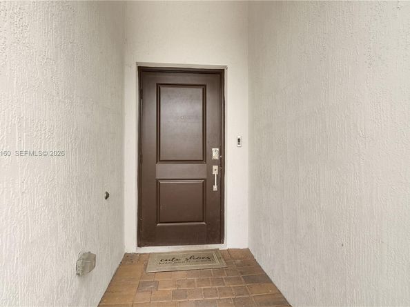 12121 NW 23rd Ct, Miami FL 33167