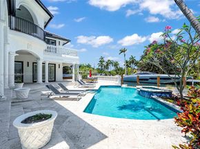 2561 Lucille Dr, Fort Lauderdale FL 33316