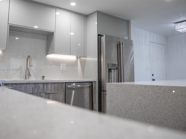 9735 NW 52nd St 312, Doral FL 33178