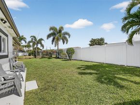 8008 NW 101st Ave, Tamarac FL 33321