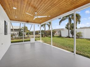 8008 NW 101st Ave, Tamarac FL 33321