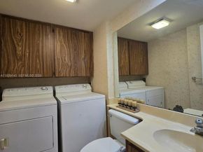 629 6th Way, West Palm Beach FL 33407