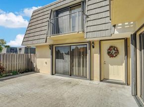 629 6th Way, West Palm Beach FL 33407