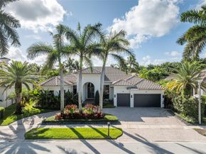 770 Leigh Palm Ave, Plantation FL 33324