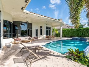 770 Leigh Palm Ave, Plantation FL 33324