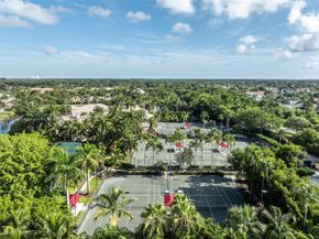 770 Leigh Palm Ave, Plantation FL 33324