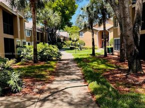 15680 SW 106th Ln 804, Miami FL 33196