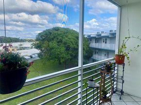 2309 Park Ln 304, Hollywood FL 33021