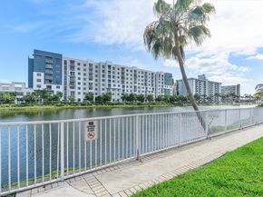 2186 NE 167th St 1111, North Miami Beach FL 33162