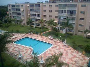 218 NE 12th Ave 507, Hallandale Beach FL 33009