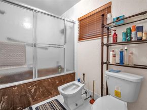 8221 Pine Dr 61, Tamarac FL 33321