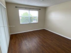 8560 SW 212th St 305, Cutler Bay FL 33189