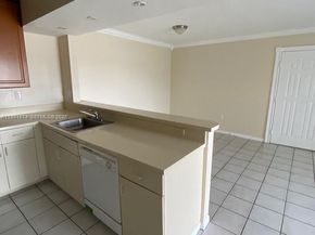 8560 SW 212th St 305, Cutler Bay FL 33189