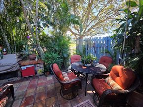 8044 NW 41st Ct, Sunrise FL 33351