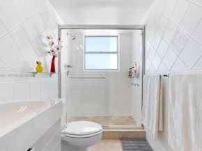 2851 NE 183rd St 1901E, Aventura FL 33160