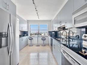 2851 NE 183rd St 1901E, Aventura FL 33160