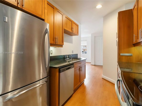 357 SW 13th Ter 357, Fort Lauderdale FL 33312