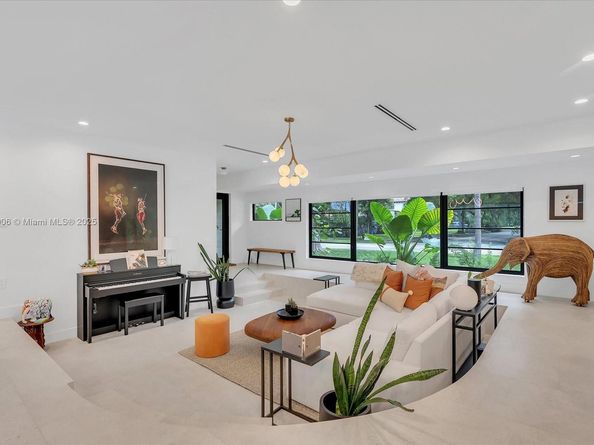 3111 Anderson Rd, Coral Gables FL 33134