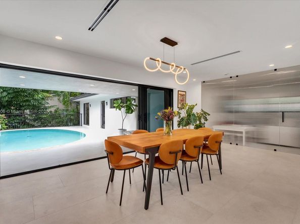 3111 Anderson Rd, Coral Gables FL 33134